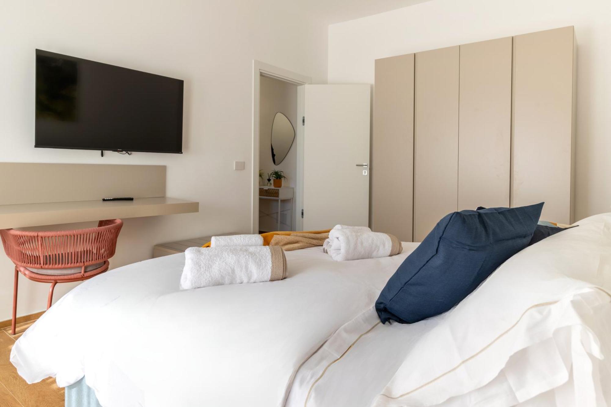 New Elegant 2 Bedroom Apt. Near Parco 2 Giugno 바리 외부 사진
